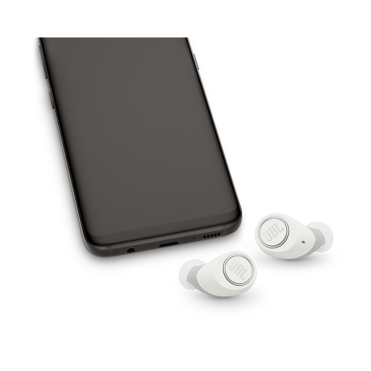 JBL Free X - White - True wireless in-ear headphones - Detailshot 4