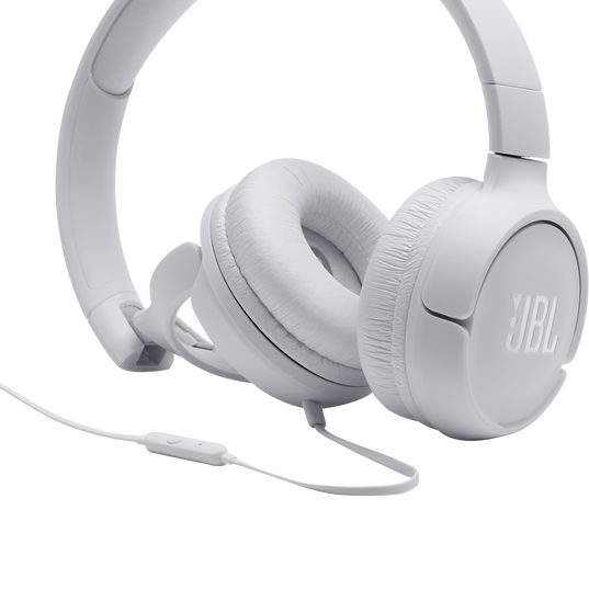 JBL Tune 500 - White - Wired on-ear headphones - Detailshot 3