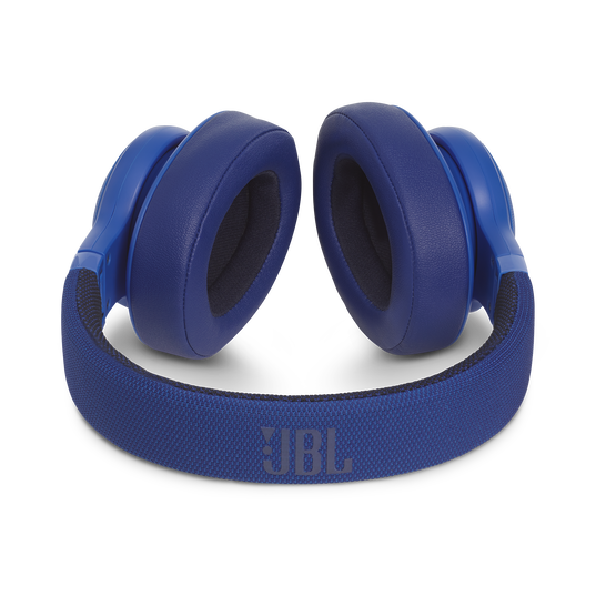 JBL E55BT - Blue - Wireless over-ear headphones - Detailshot 3