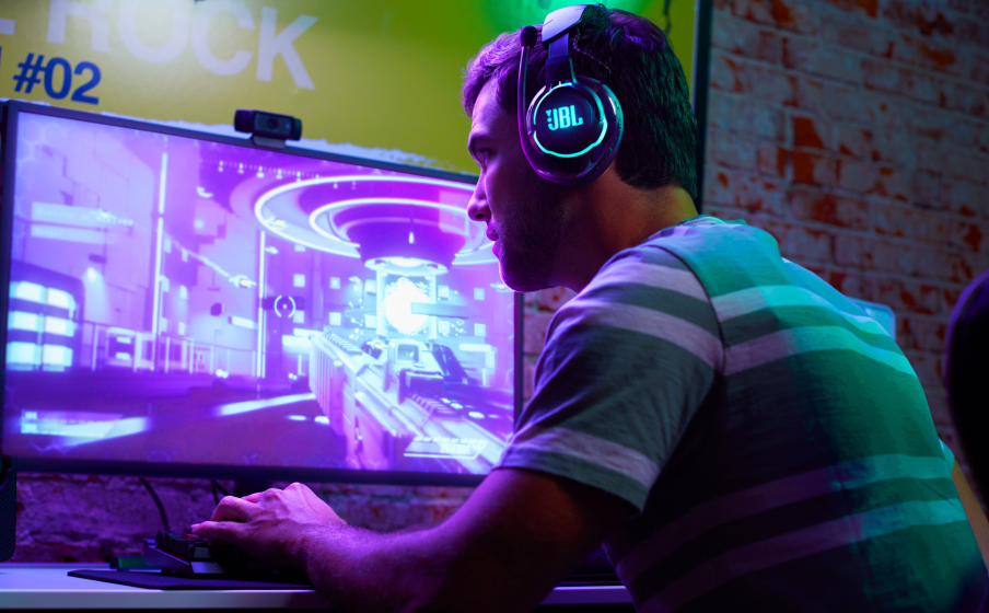 JBL Quantum 800 Audio de precisi&oacute;n dise&ntilde;ado para gamers - Image