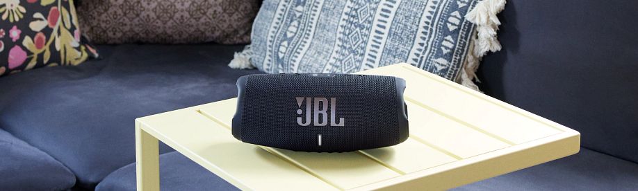 Todo sobre el JBL Charge 5 un altavoz portátil para los que van más allá